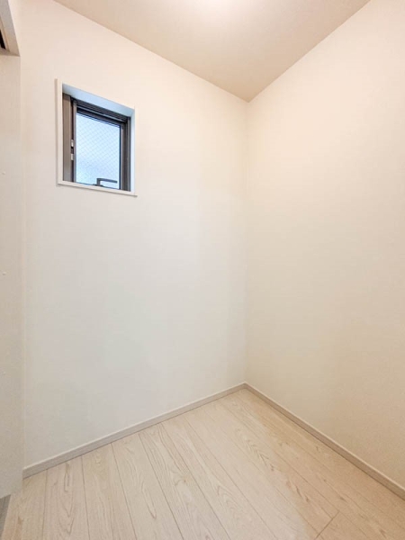 平塚市平塚１丁目　新築一戸建て