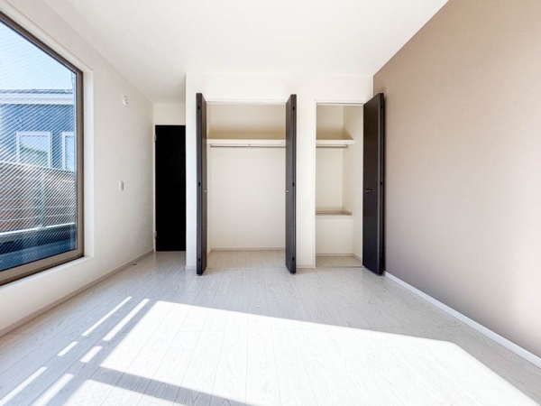 平塚市平塚１丁目　新築一戸建て