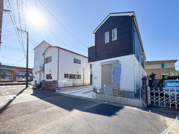 平塚市平塚１丁目　新築一戸建て