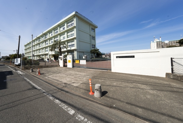 平塚市唐ケ原　新築一戸建て(なでしこ小学校)