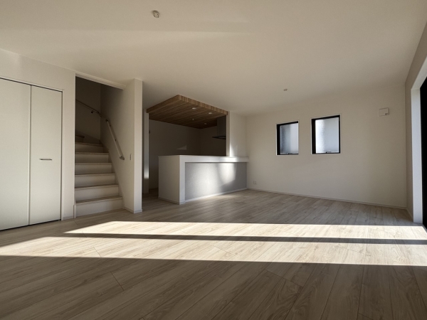 川崎市麻生区高石５丁目　新築一戸建て