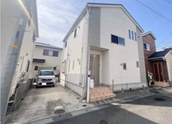 平塚市田村６丁目　中古一戸建て