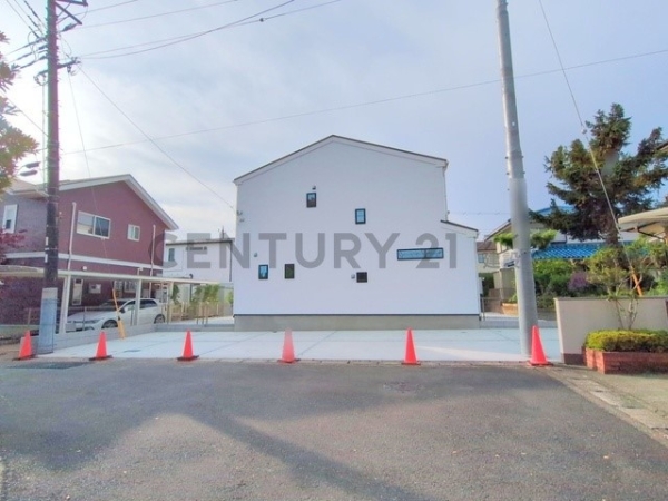 横浜市金沢区釜利谷西５丁目　新築一戸建て
