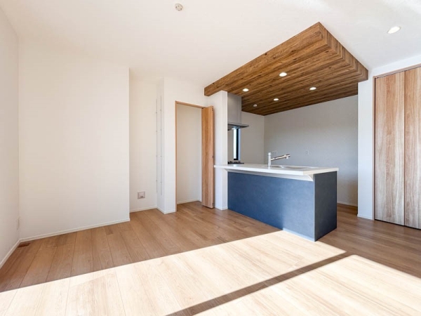 川崎市麻生区千代ケ丘６丁目　新築一戸建て