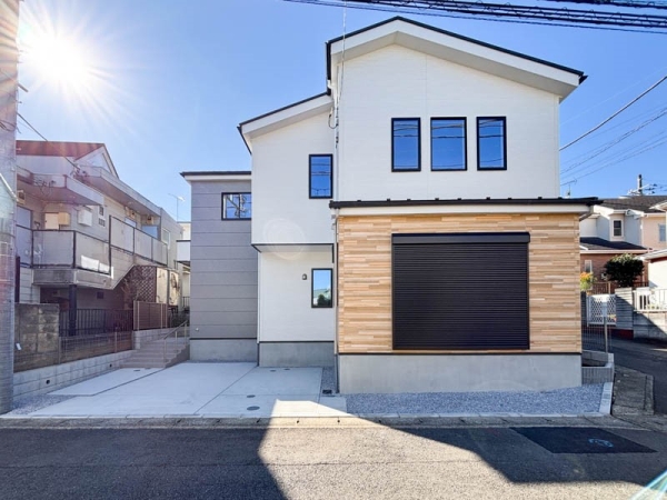 川崎市麻生区片平１丁目　新築一戸建て