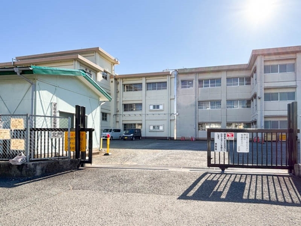 平塚市諏訪町　新築一戸建て(富士見小学校)