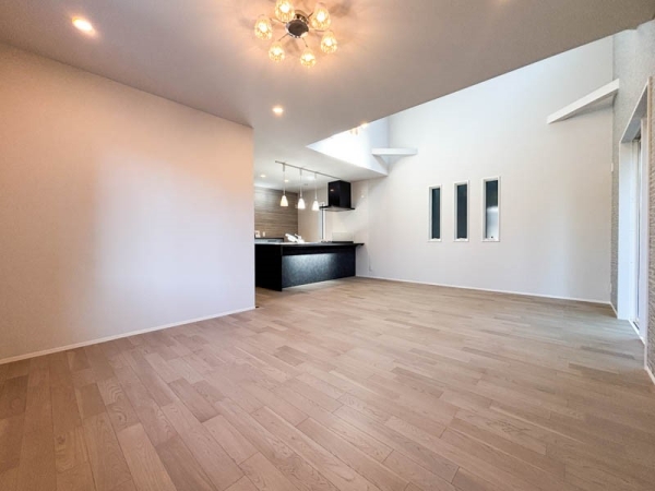 川崎市麻生区千代ケ丘６丁目　新築一戸建て