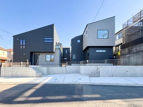 川崎市麻生区千代ケ丘６丁目　新築一戸建て