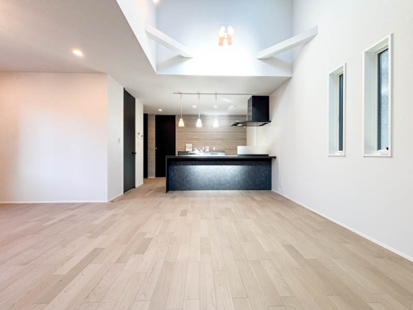 川崎市麻生区千代ケ丘６丁目　新築一戸建て