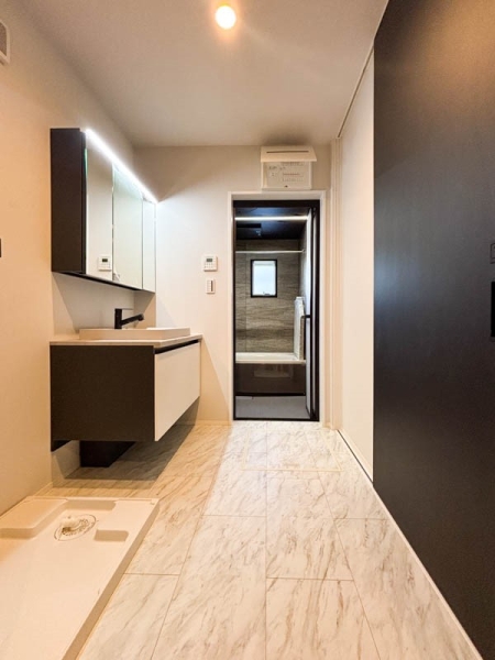 川崎市麻生区千代ケ丘６丁目　新築一戸建て