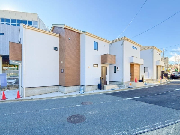 横浜市戸塚区上矢部町　新築一戸建て