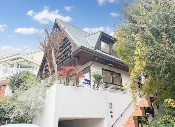 横浜市青葉区美しが丘３丁目　中古一戸建て