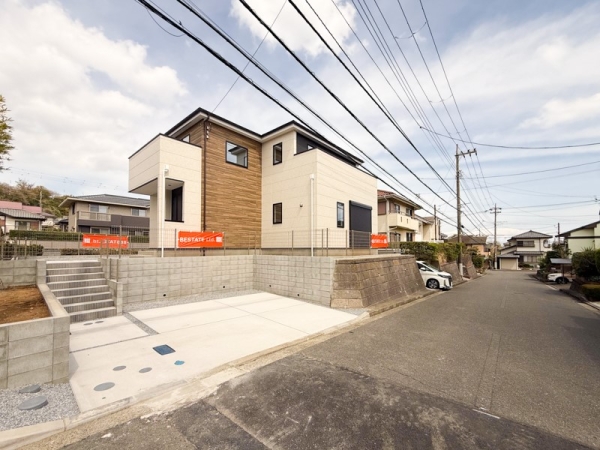 横浜市金沢区能見台１丁目　新築一戸建て