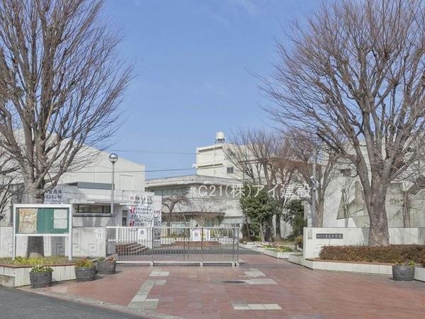 横浜市鶴見区駒岡１丁目　新築一戸建て(横浜市立寺尾中学校)