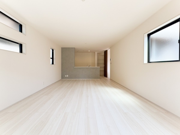横浜市瀬谷区中屋敷１丁目　新築一戸建て