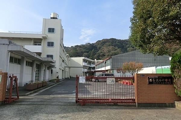 横浜市金沢区釜利谷西３丁目　新築一戸建て(横浜市立西金沢中学校)