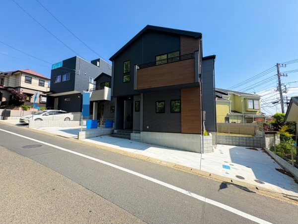 藤沢市天神町３丁目　新築一戸建て