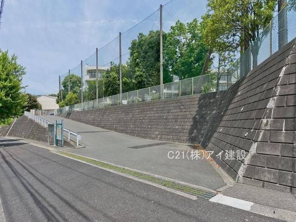 横浜市青葉区桂台２丁目　新築一戸建て(横浜市立奈良中学校)