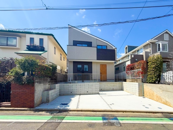 横浜市青葉区桂台２丁目　新築一戸建て