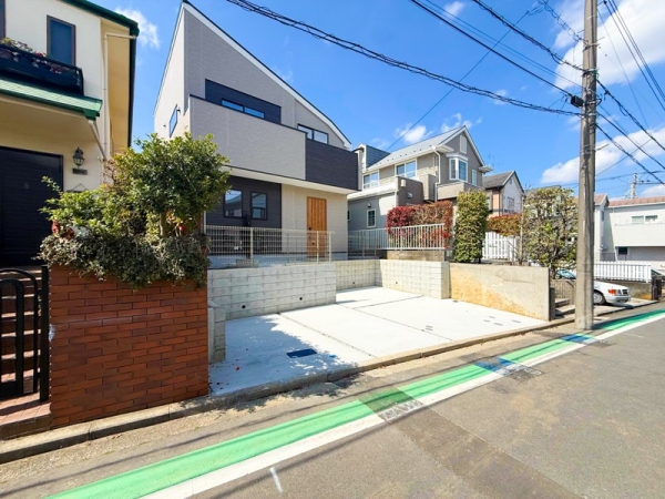横浜市青葉区桂台２丁目　新築一戸建て