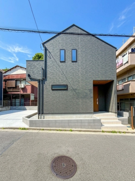 横浜市保土ケ谷区鎌谷町　新築一戸建て