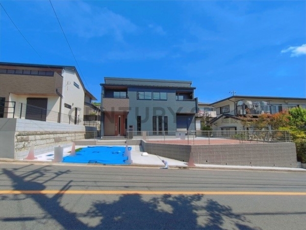 横浜市金沢区釜利谷西３丁目　新築一戸建て