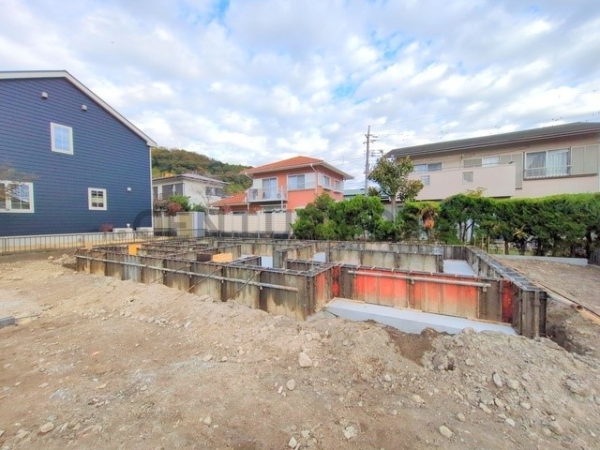 横浜市金沢区釜利谷西６丁目　新築一戸建て
