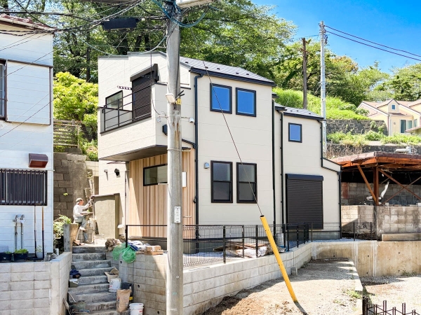横浜市神奈川区白幡西町　新築一戸建て