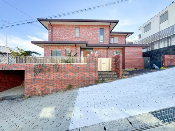 横浜市旭区笹野台２丁目　中古一戸建て