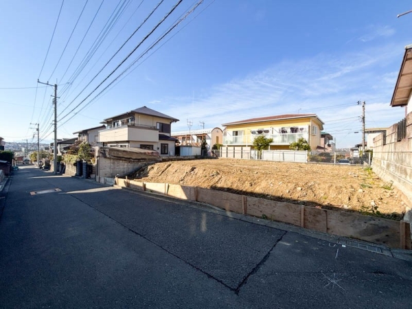 横浜市青葉区大場町　新築一戸建て