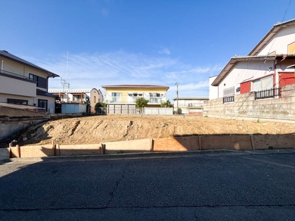 横浜市青葉区大場町　新築一戸建て