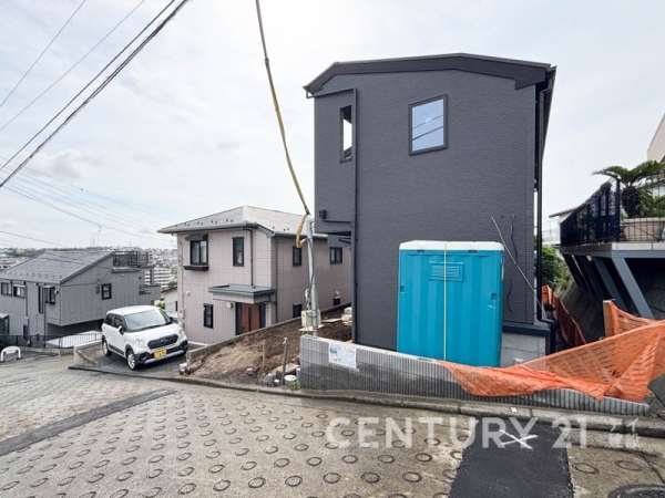 横浜市港南区上永谷４丁目　新築一戸建て