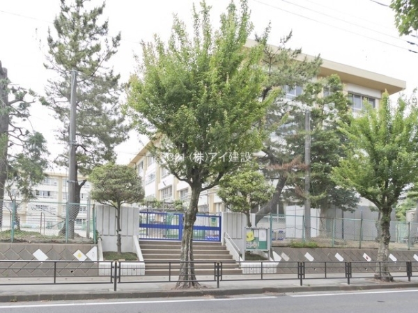 バースシティ・ザ・マーク鷺沼(川崎市立鷺沼小学校)