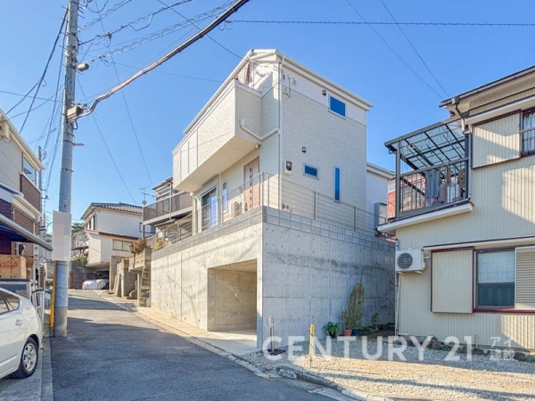 横浜市南区唐沢　中古一戸建て
