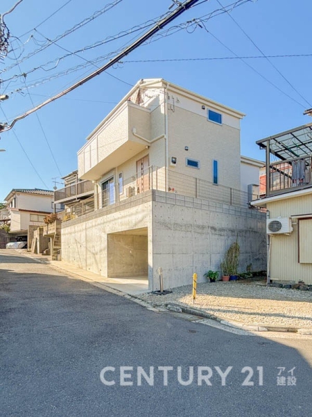 横浜市南区唐沢　中古一戸建て