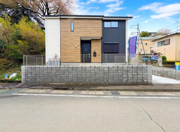 町田市本町田　新築一戸建て