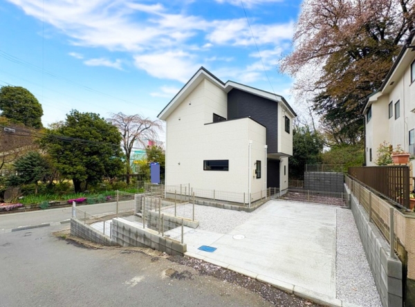 町田市本町田　新築一戸建て