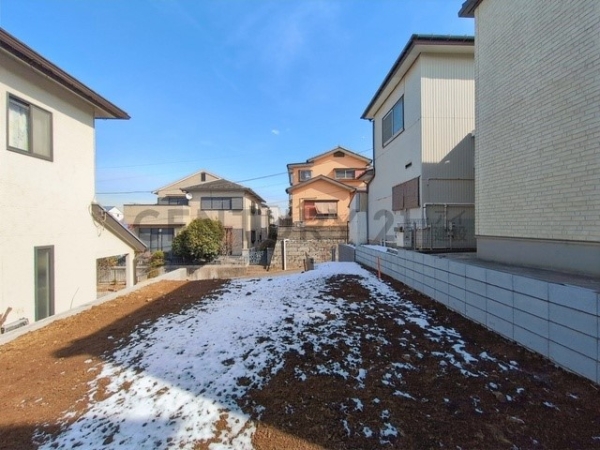 横浜市南区別所中里台　新築一戸建て