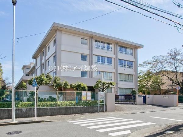 川崎市麻生区虹ケ丘１丁目　新築一戸建て(川崎市立虹ヶ丘小学校)