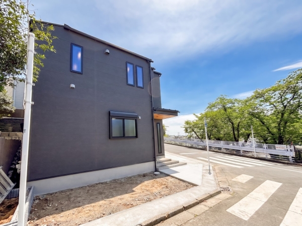 横浜市泉区上飯田町　新築一戸建て