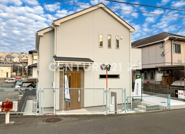横浜市青葉区大場町　新築一戸建て