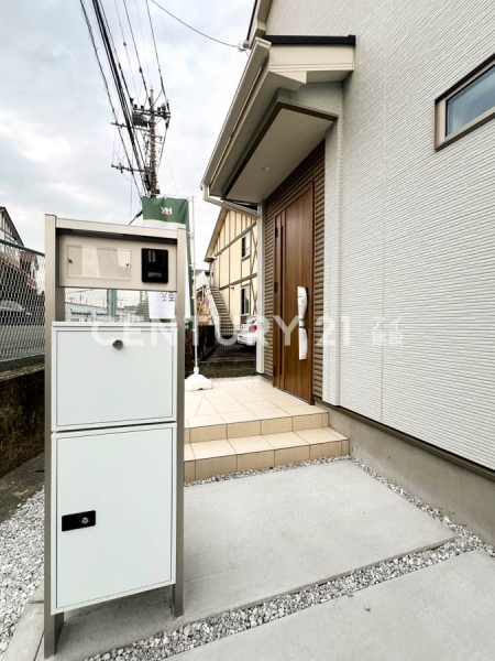 横浜市青葉区大場町　新築一戸建て