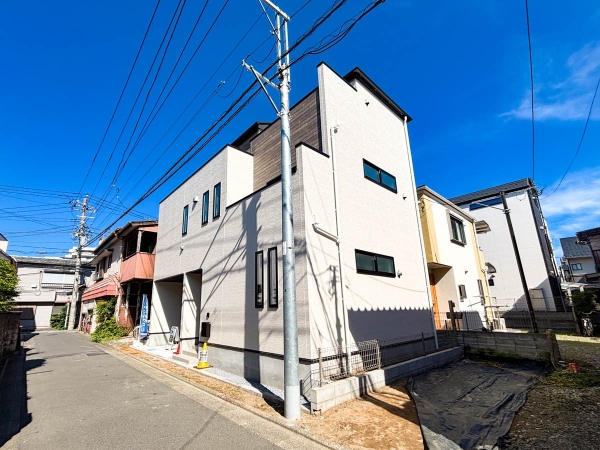川崎市幸区北加瀬２丁目　新築一戸建て