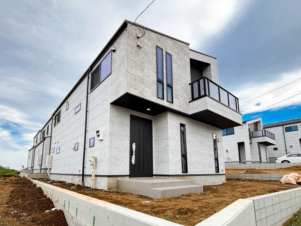 川崎市宮前区西野川３丁目　新築一戸建て