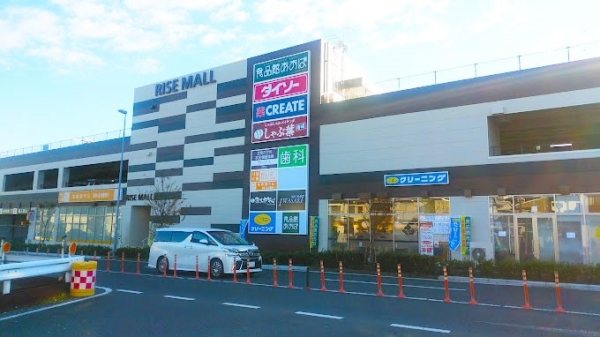 横浜市戸塚区戸塚町　新築一戸建て(食品館あおば戸塚町店)