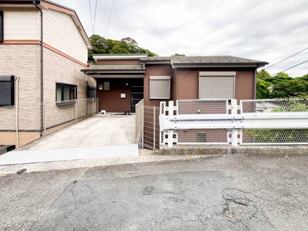 横須賀市坂本町２丁目　中古一戸建て