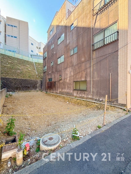 横浜市神奈川区六角橋２丁目の土地