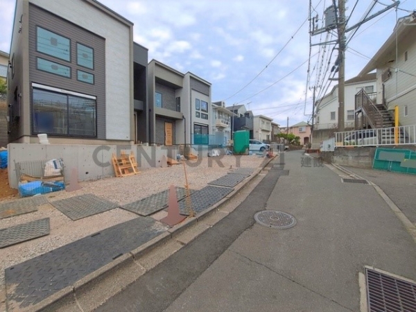 横浜市港南区芹が谷１丁目　新築一戸建て