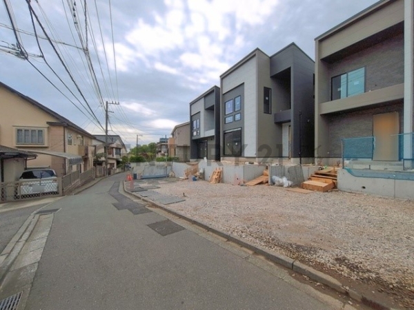 横浜市港南区芹が谷１丁目　新築一戸建て