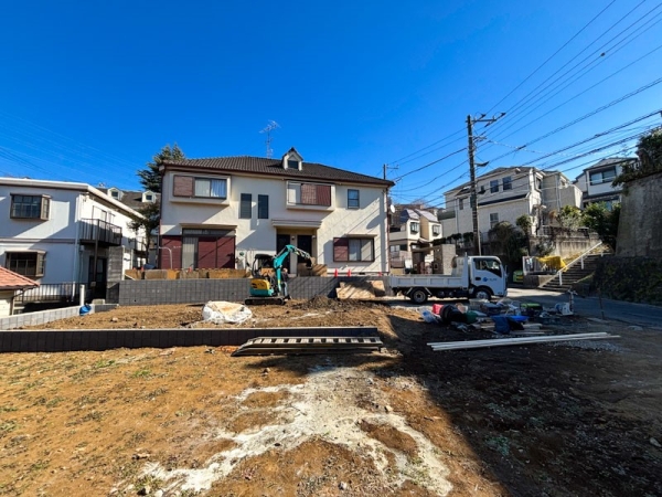 横浜市鶴見区北寺尾３丁目　新築一戸建て